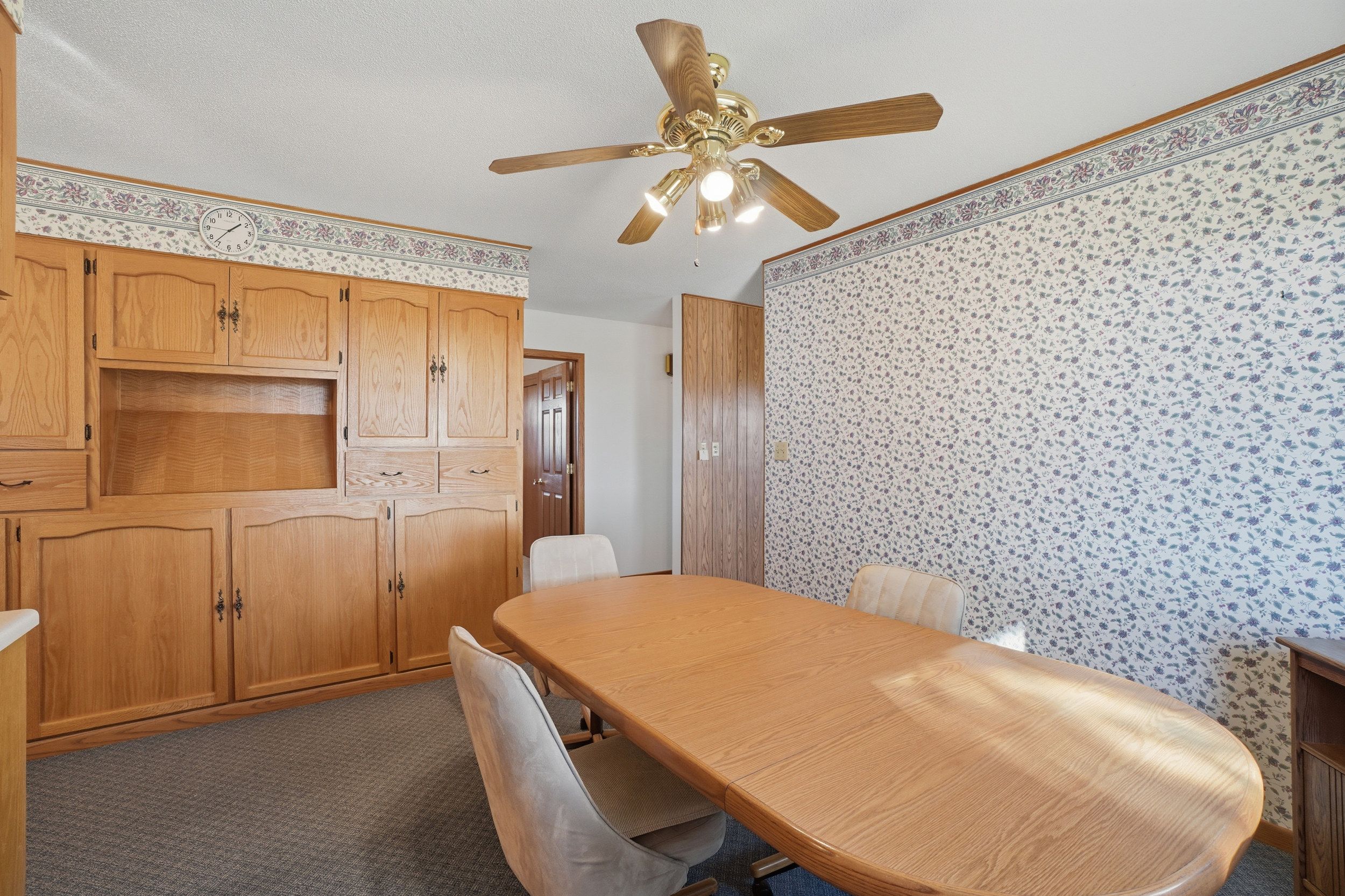 Listing Photo: 9_25871 200th ave-009